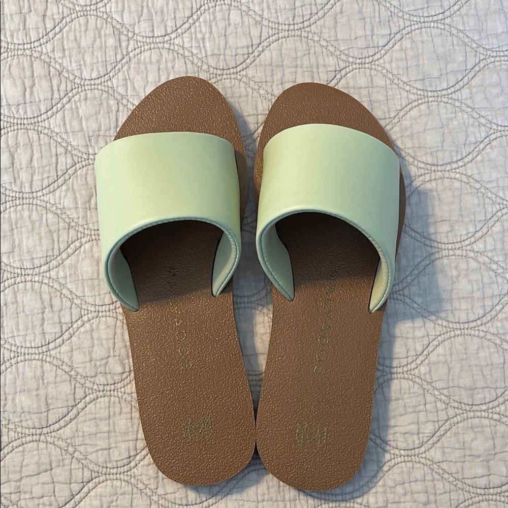 Mint Green Super Cushiony Sandals
